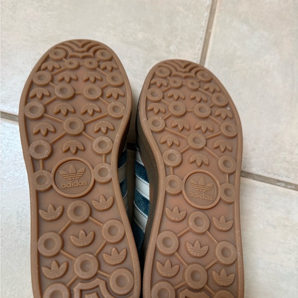 adidas Women’s Platform Suede Sneakers in Teal, White and Brown - Picture 11 of 11